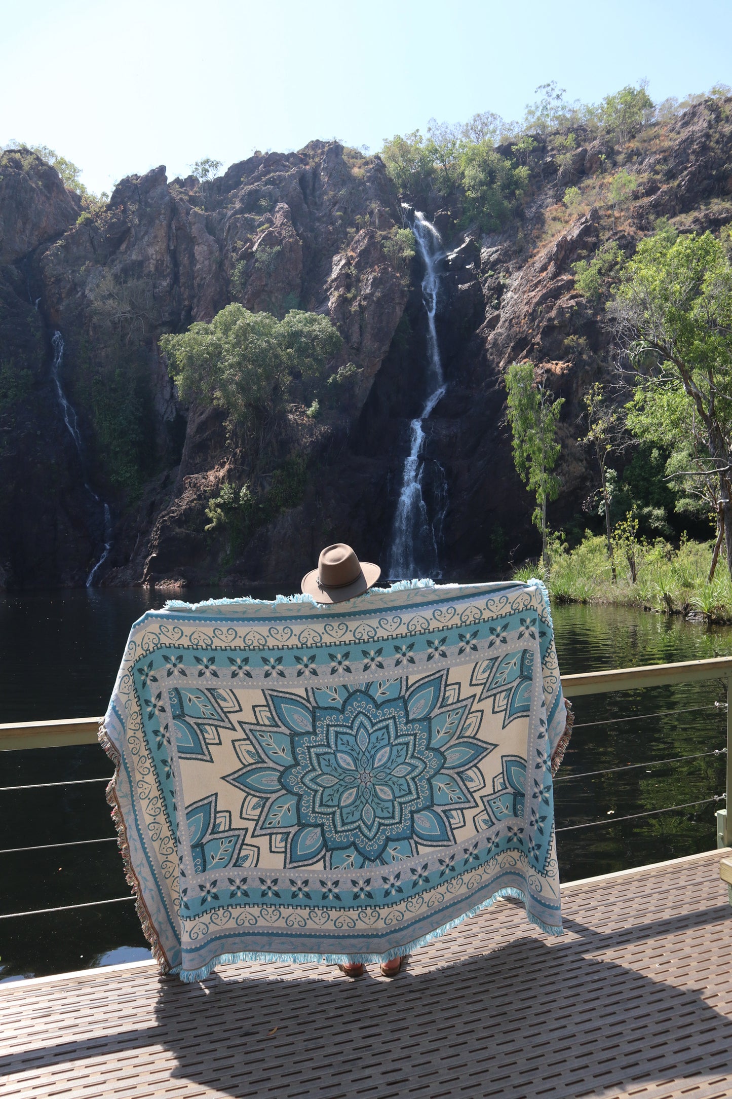 Coastal Bloom Throw